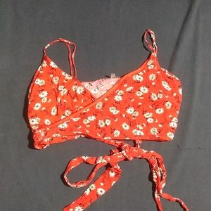 GUC Charlotte Russe Women's Wrap Tie Crop Top size L